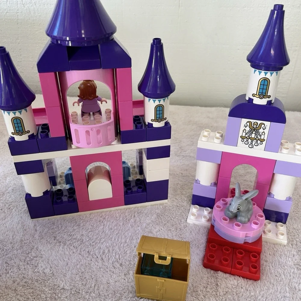 Lego Duplo Sets #6154 Disney Cinderella Castle #10873 Minnie &10595 Sofia READ